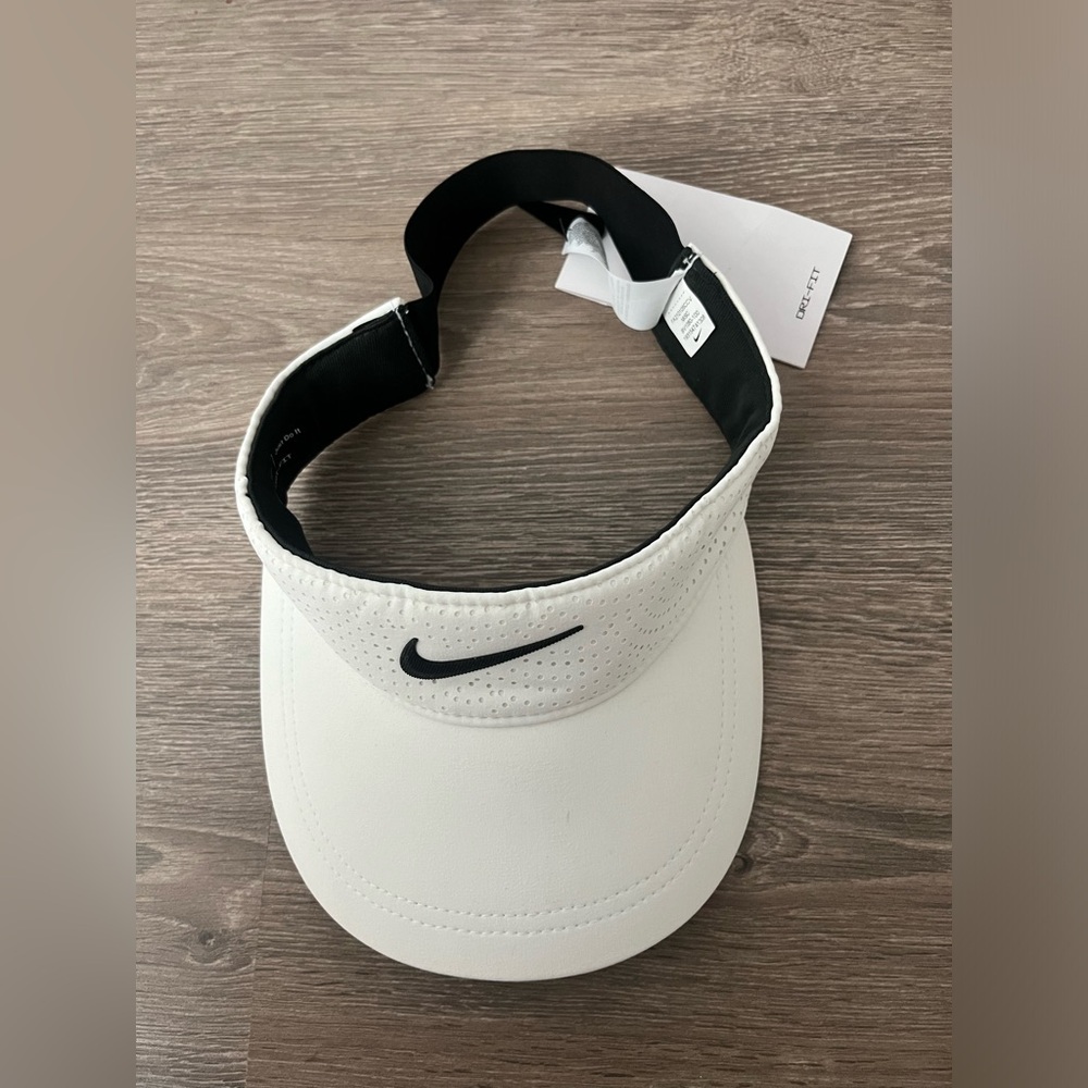 Nike visor